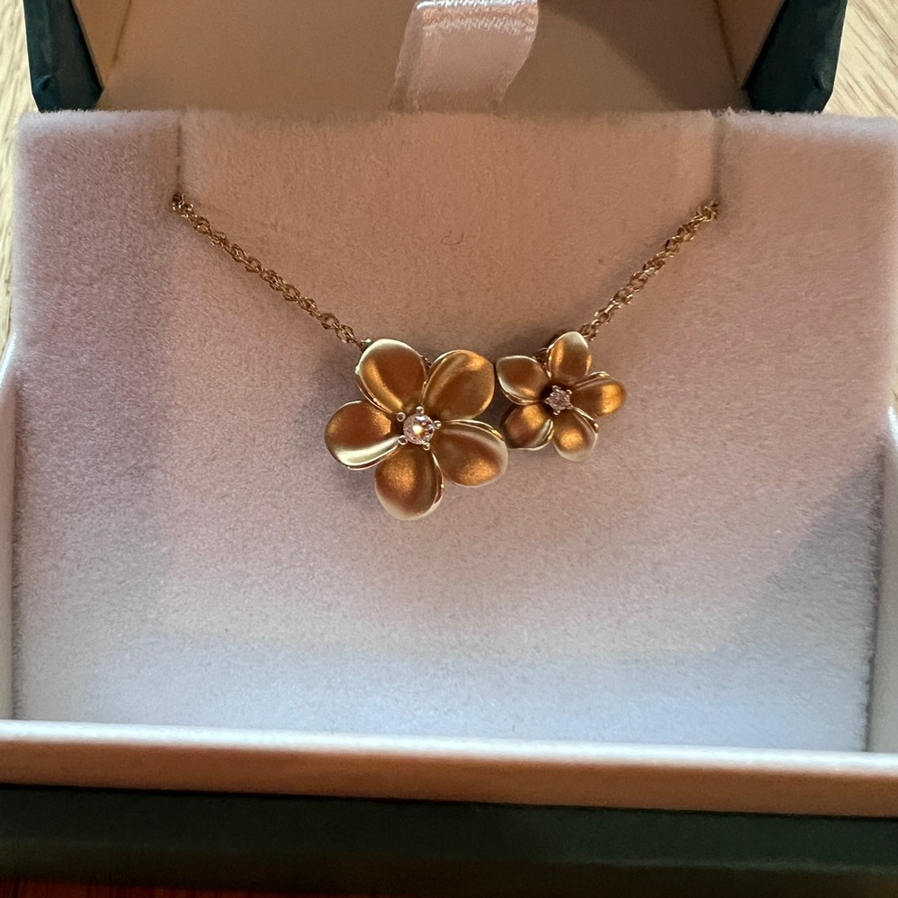 Authentic Maui Divers Jewelry Plumeria pendant with diamond necklace